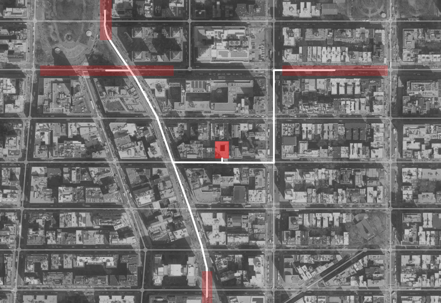 Shortest paths from buildings to stations over the street network.