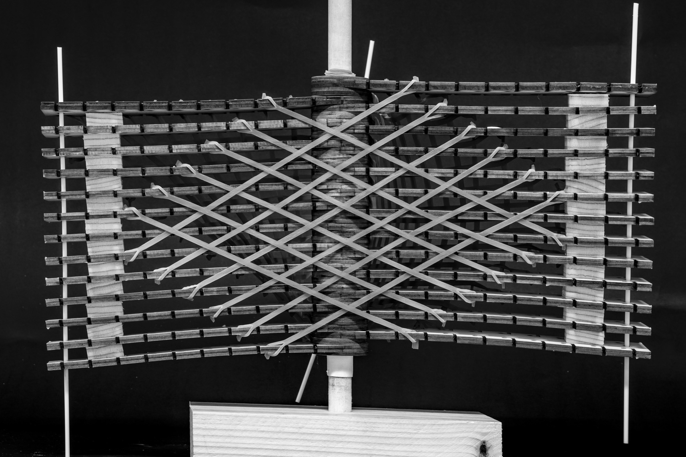 Single surface model — front view